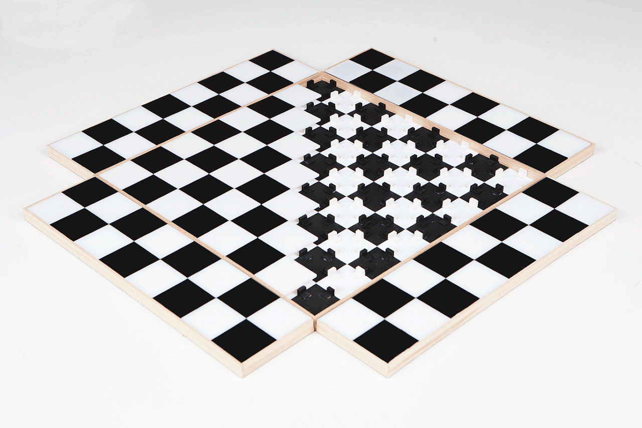 FREE MARKET CHESS